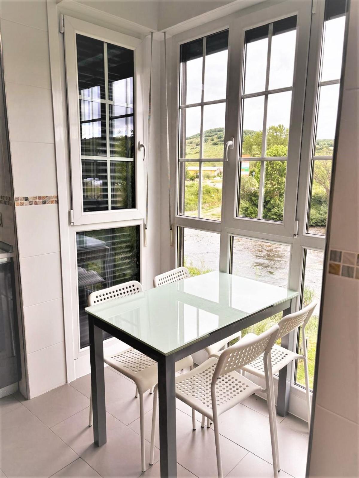Apartamentos Del Pisuerga Cervera De Pisuerga Exterior foto